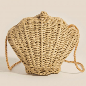 Straw Braided Seashell Hand Bag