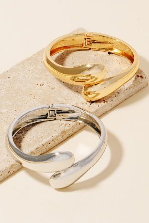 Metallic Rounded Hinge Cuff Bracelet