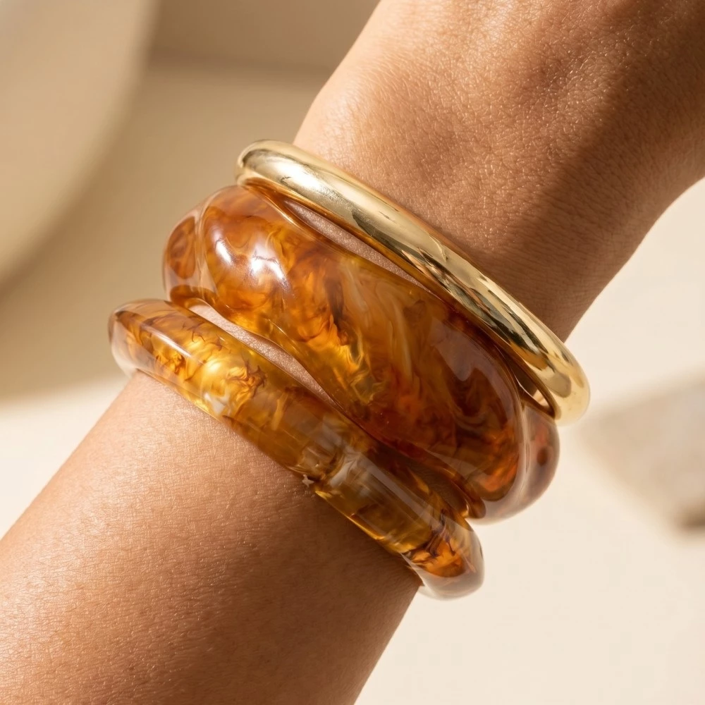 Metallic Tube And Wide Marble Resin Bangle Bracelet Set