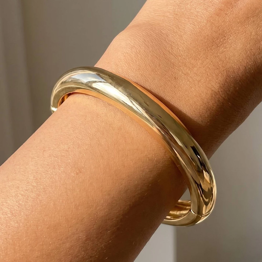 Slim Polished Round Tube Hinged Bracelet