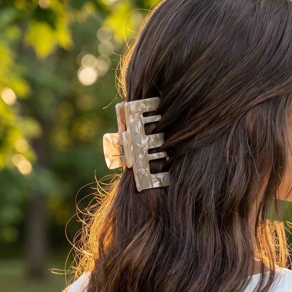Three Piece Marbled Bow And Rectangle Claw Clip Set