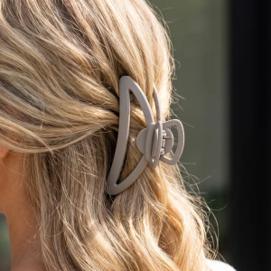 Matte Crescent Open Oval Claw Clip