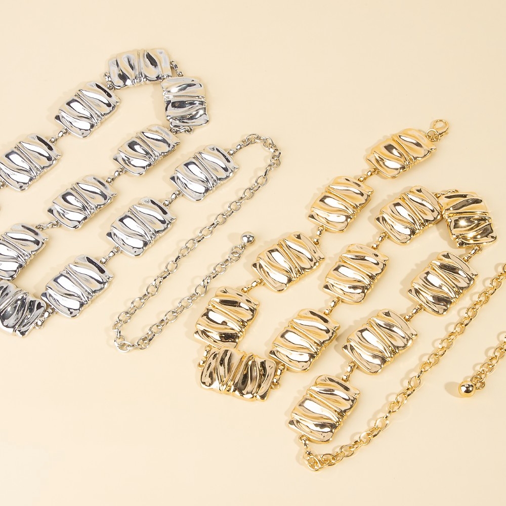 Warped Metallic Square Chain Belt