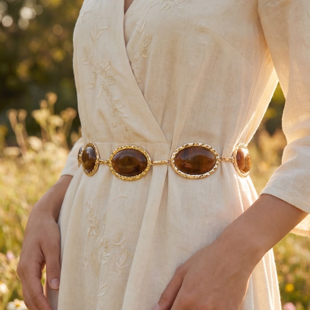 Oval Stone Gold Frame Chain Belt