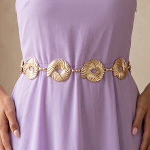 Swirl Embossed Disc Link Chain Belt