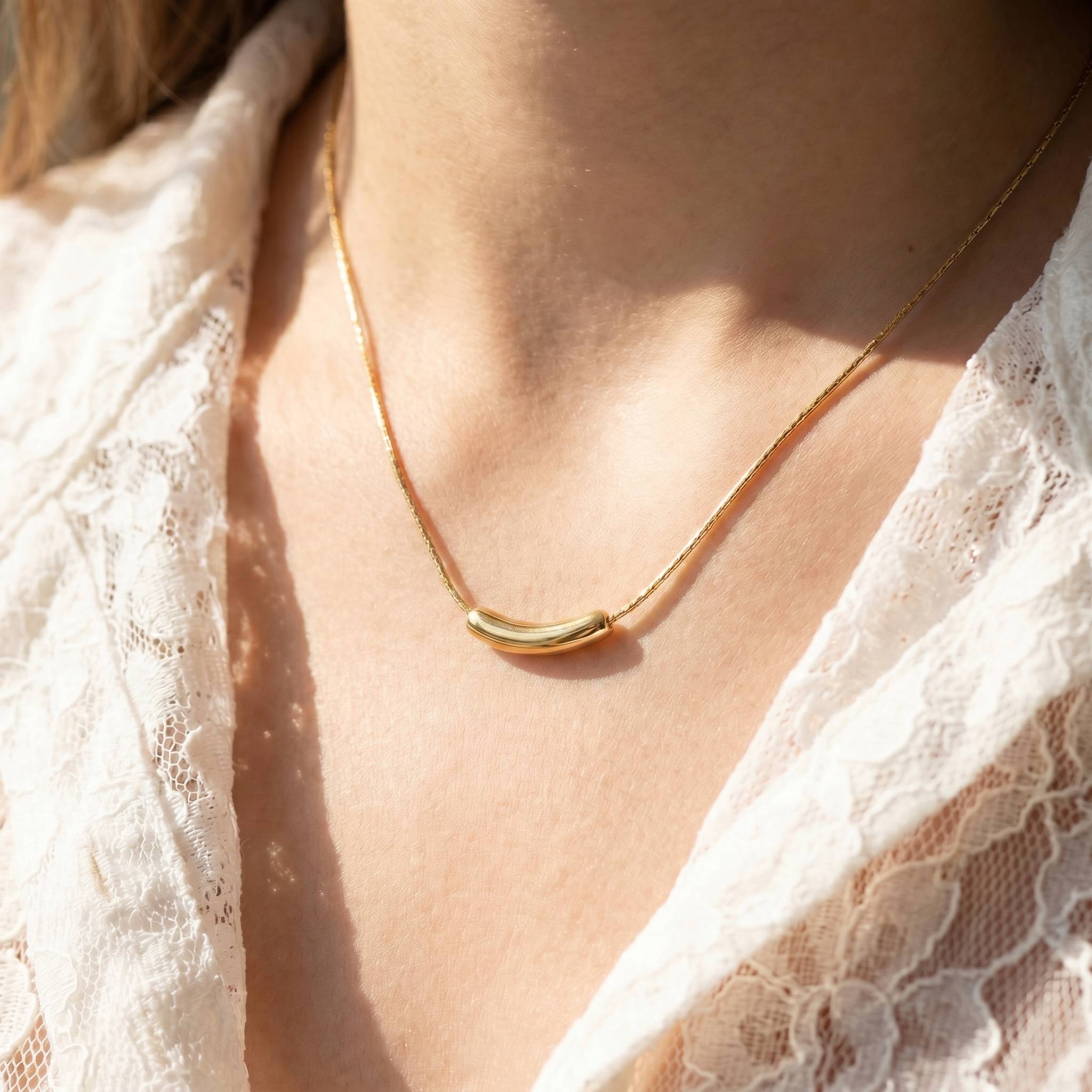 Metallic Tube Pendant Necklace