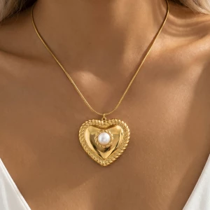 Chunky Heart Pearl Center Pendant Necklace