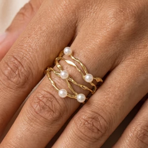Stainless Steel Scattered Pearl Openwork Wave Ring