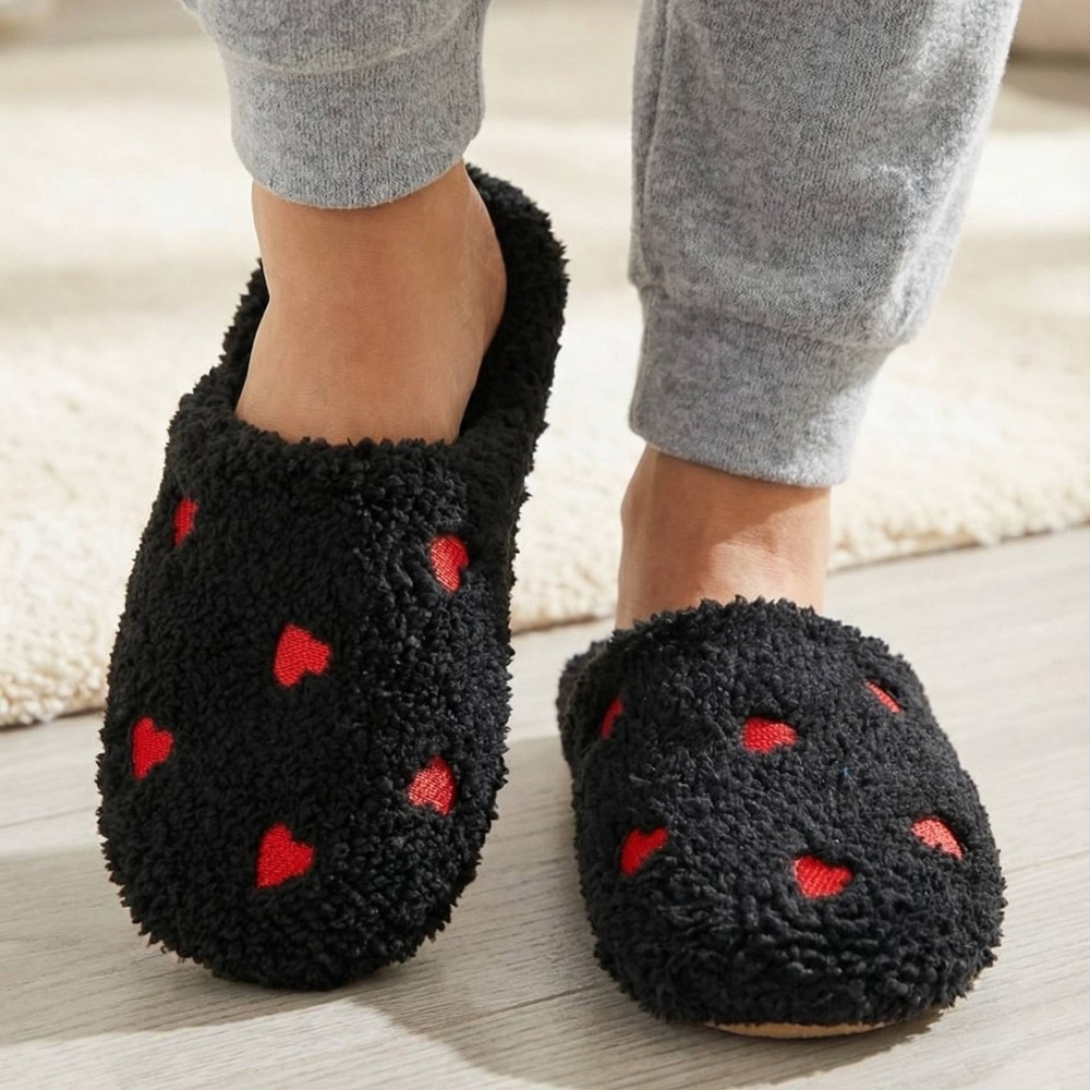 Love Heart Print Faux Fur Slippers