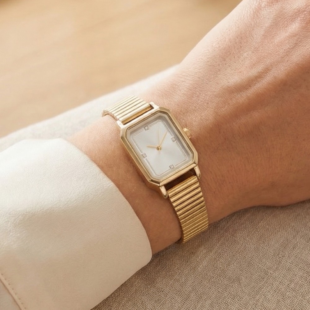 Snake Band Rectangle Style Watch