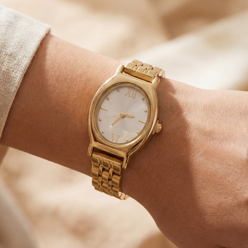 Oval Case Roman Numeral Metal Strap Watch