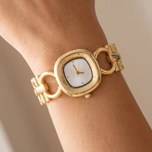 Cushion Face Circle Link Bracelet Watch
