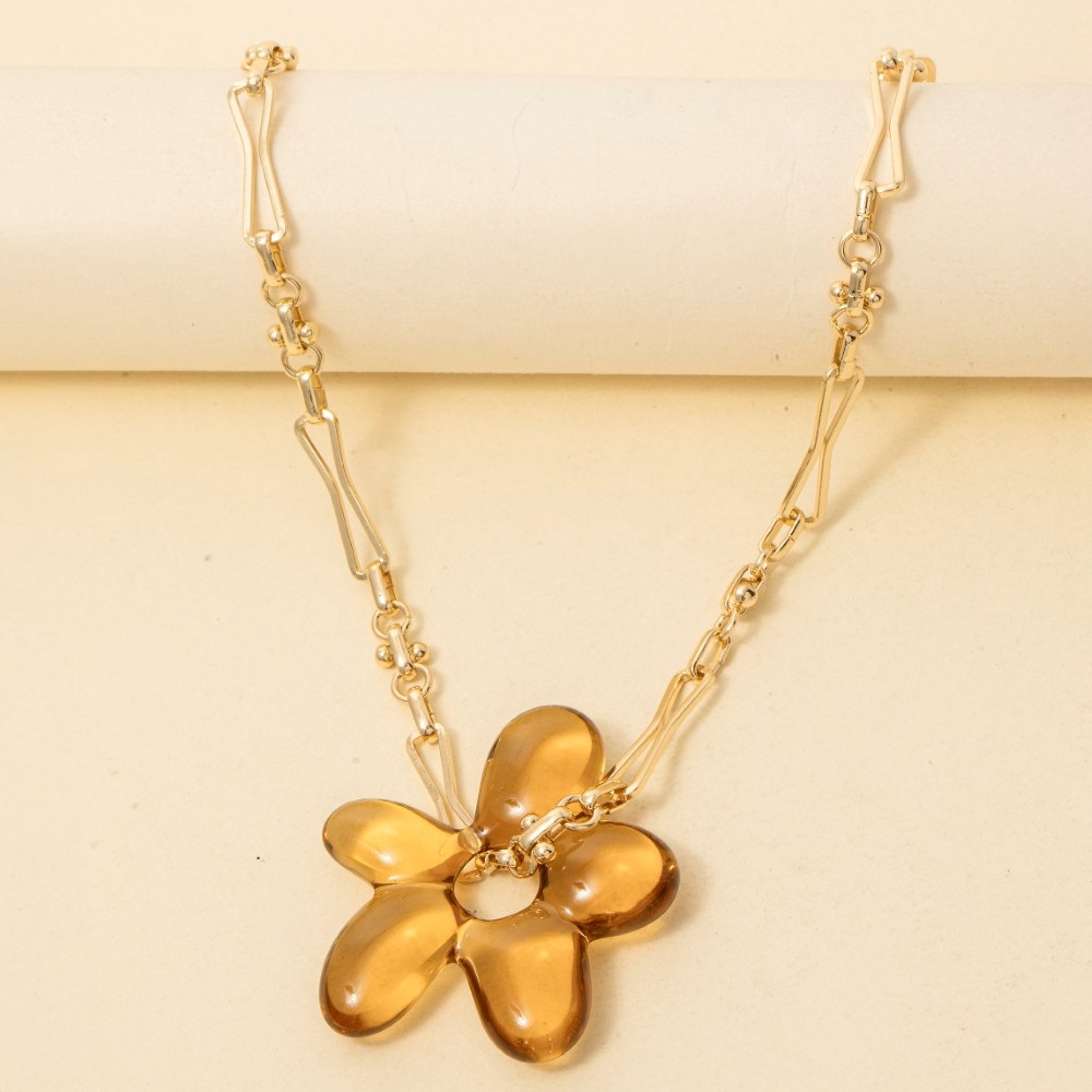 Abstract Resin Flower Pendant Necklace