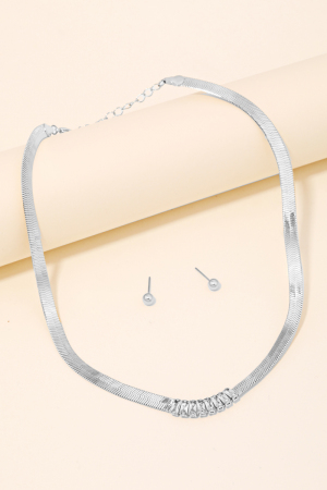 Snake Chain Necklace Set