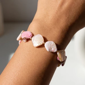 Shell Slab Bead Stretch Bracelet