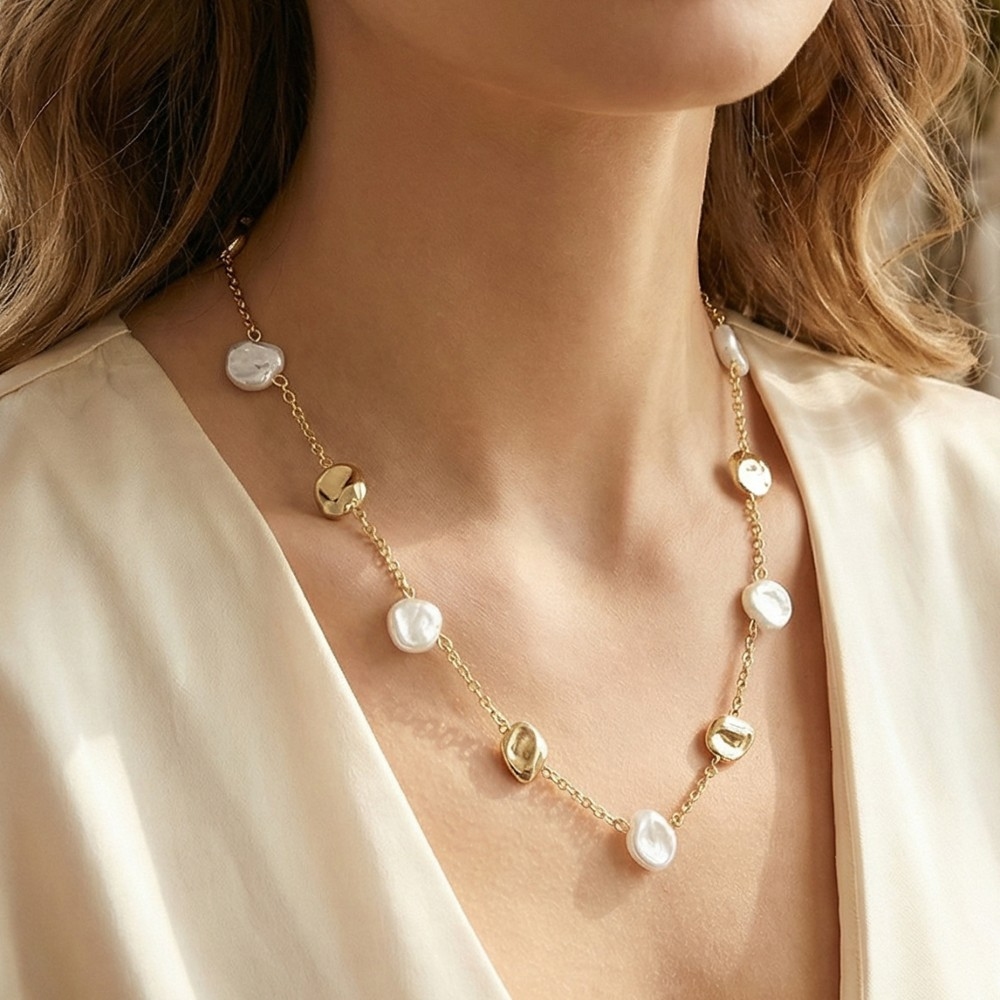 Round Pearl Station Chain Necklace