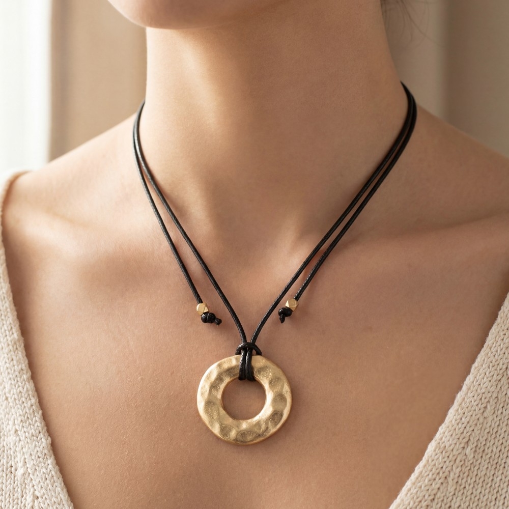 Adjustable Cord Hammered Circle Ring Pendant Necklace