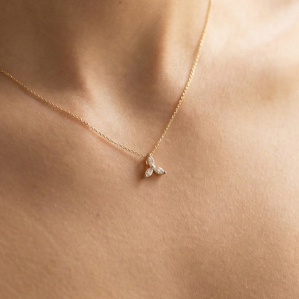 Cz 3 Leaf Pendant Necklace