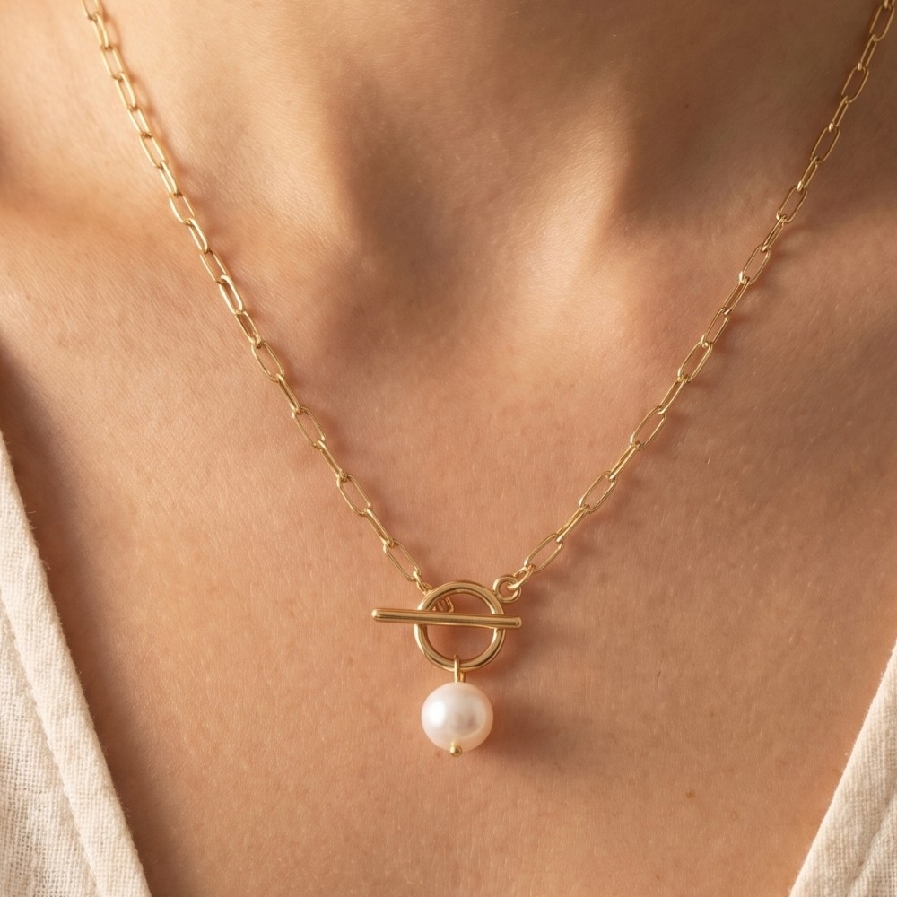 Paperclip Toggle Pearl Drop Necklace