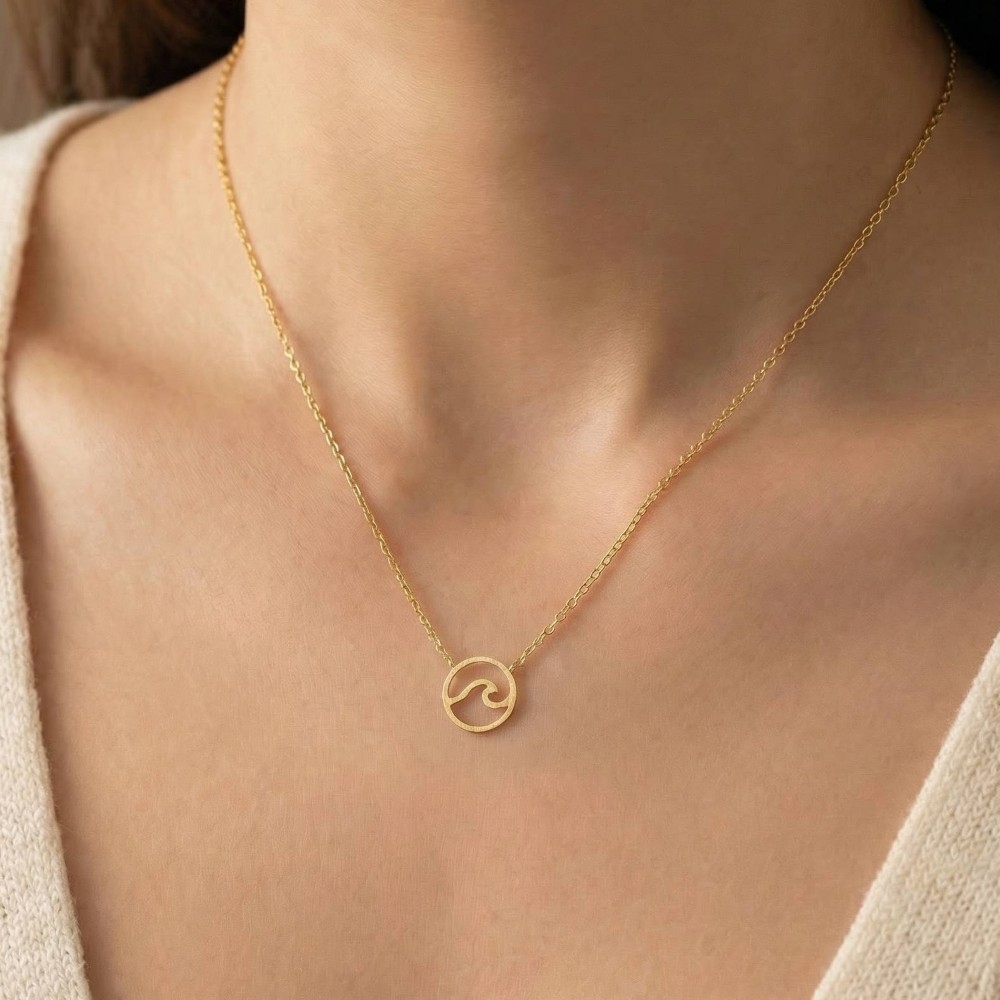 Wave Cutout Coin Pendant Necklace