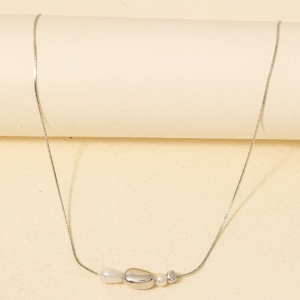 Pearl And Metallic Beads Dainty Chain Necklace