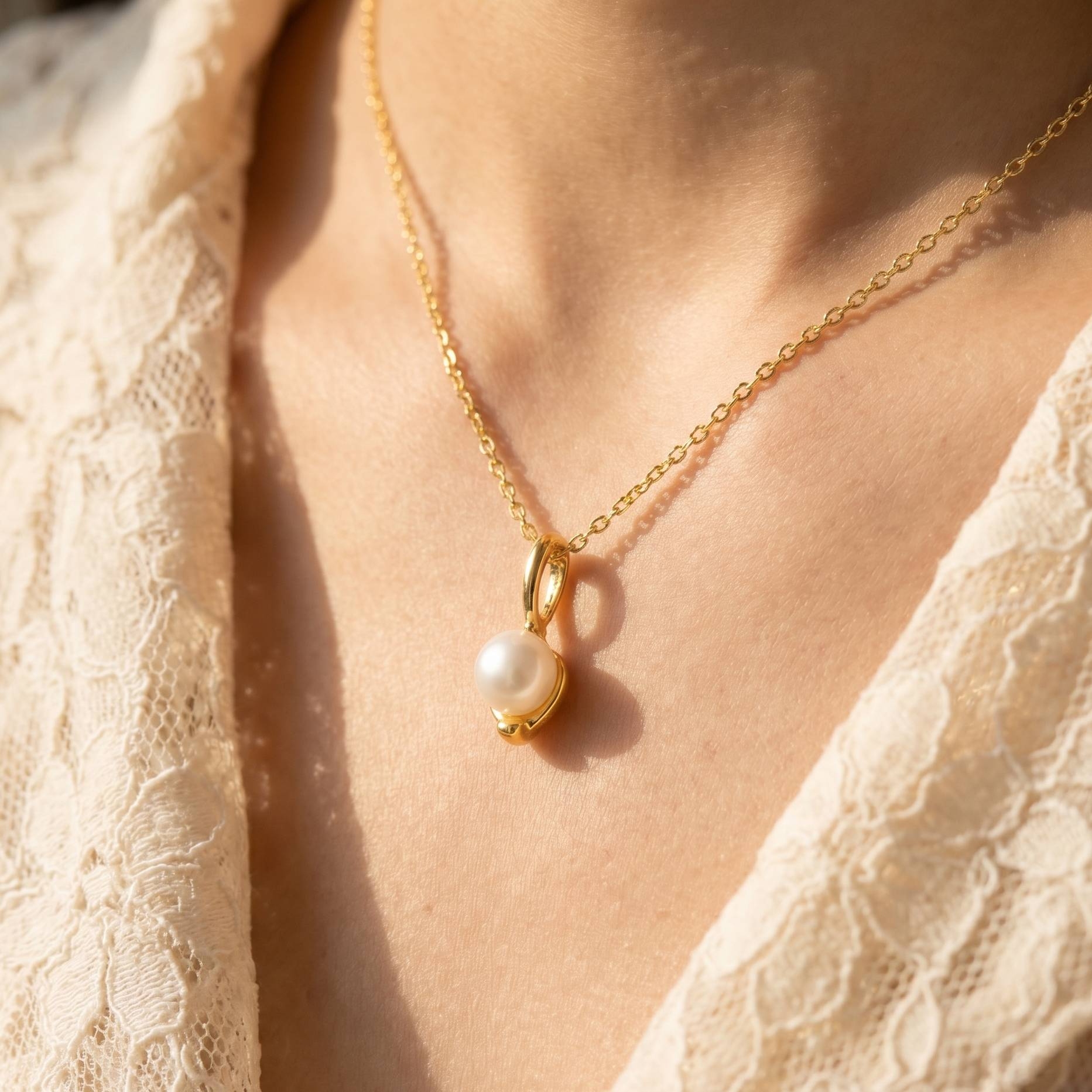 Pearl Drop Pendant Necklace