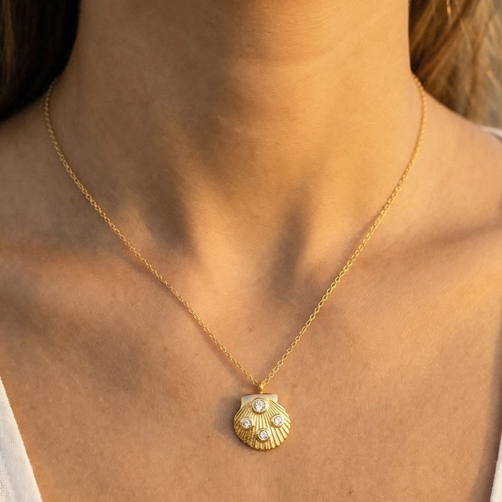 Mini Seashell Pendant Necklace