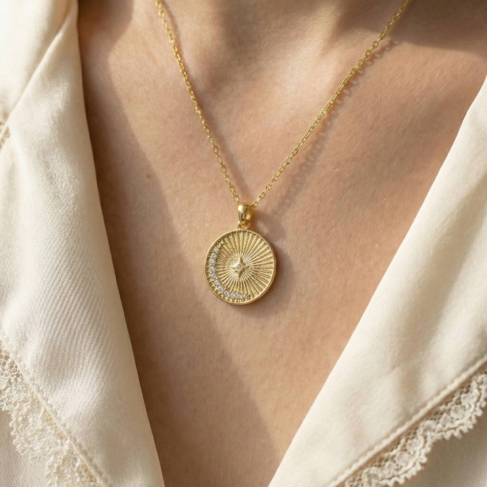 Gold Dipped Round Shining Star Pendant Necklace