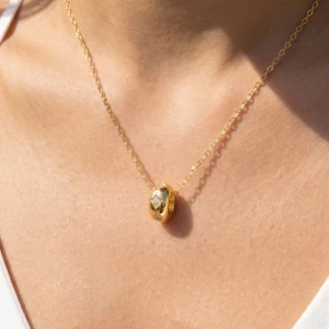 Mini Oval Pendant Necklace
