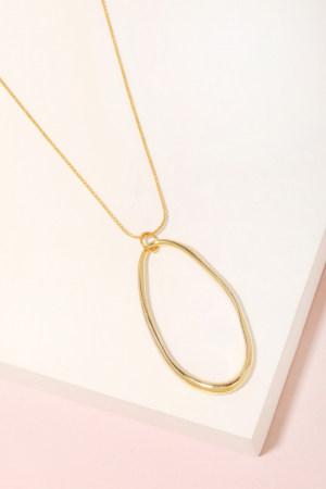 Oval Cutout Pendant Necklace