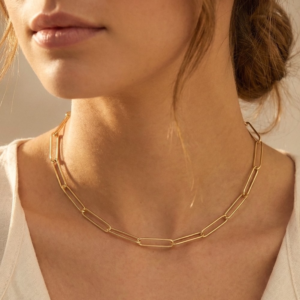 Dainty Metallic Oval Classic Chain Necklace