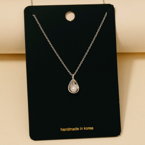 Pearl Set Teardrop Pendant Necklace