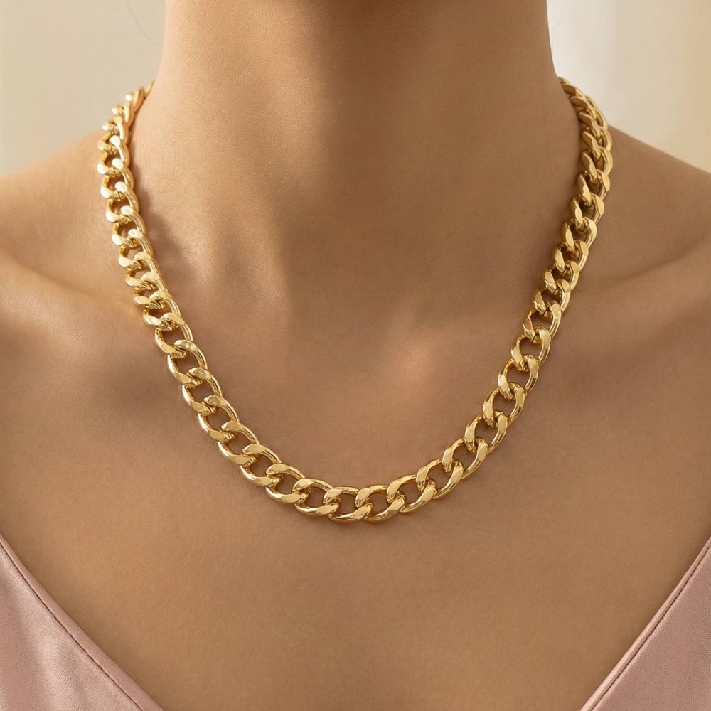 Classic Oval Chain Link Necklace