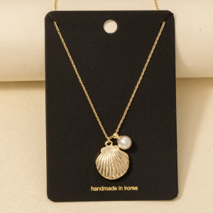 Pearl And Clam Shell Pendant Necklace