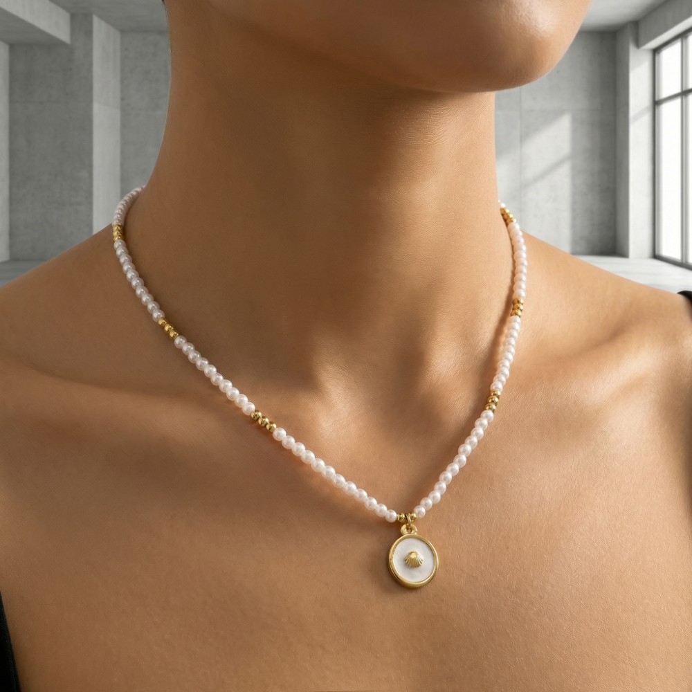 Stainless Steel Mother Of Pearl Clam Shell Oval Pendant Necklace