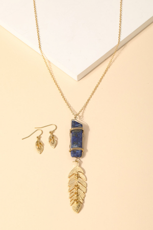 Semiprecious Stone Leaf Pendant Necklace Set