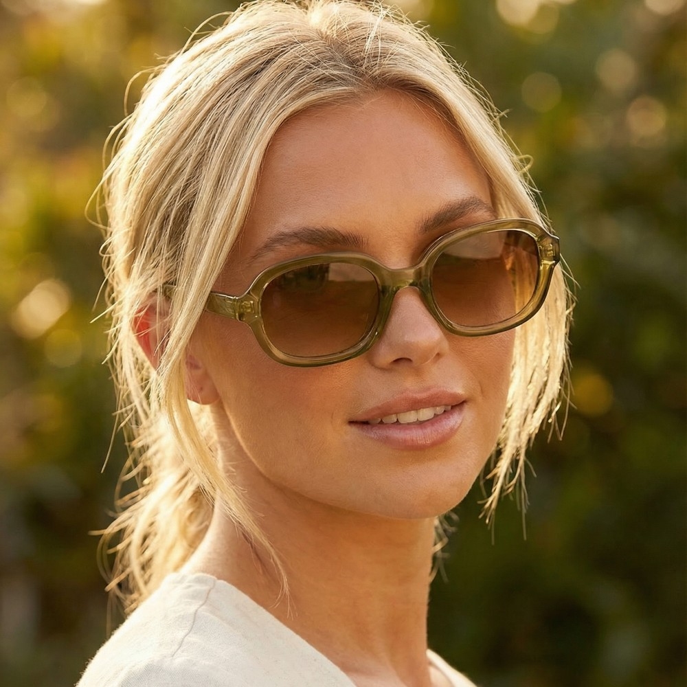 Retro Oval Sunglasses With Chunky Colored Frame