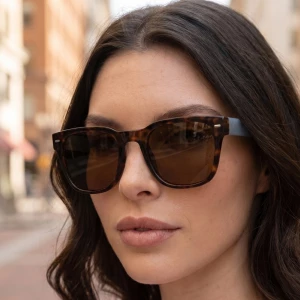Bold Square Polarized Fashion Sunglasses