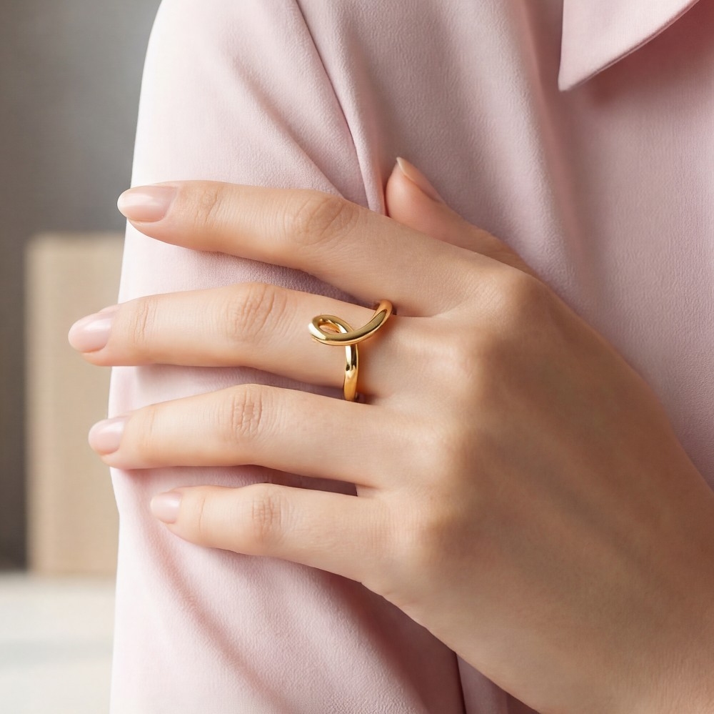 Twisted Infinite Ring