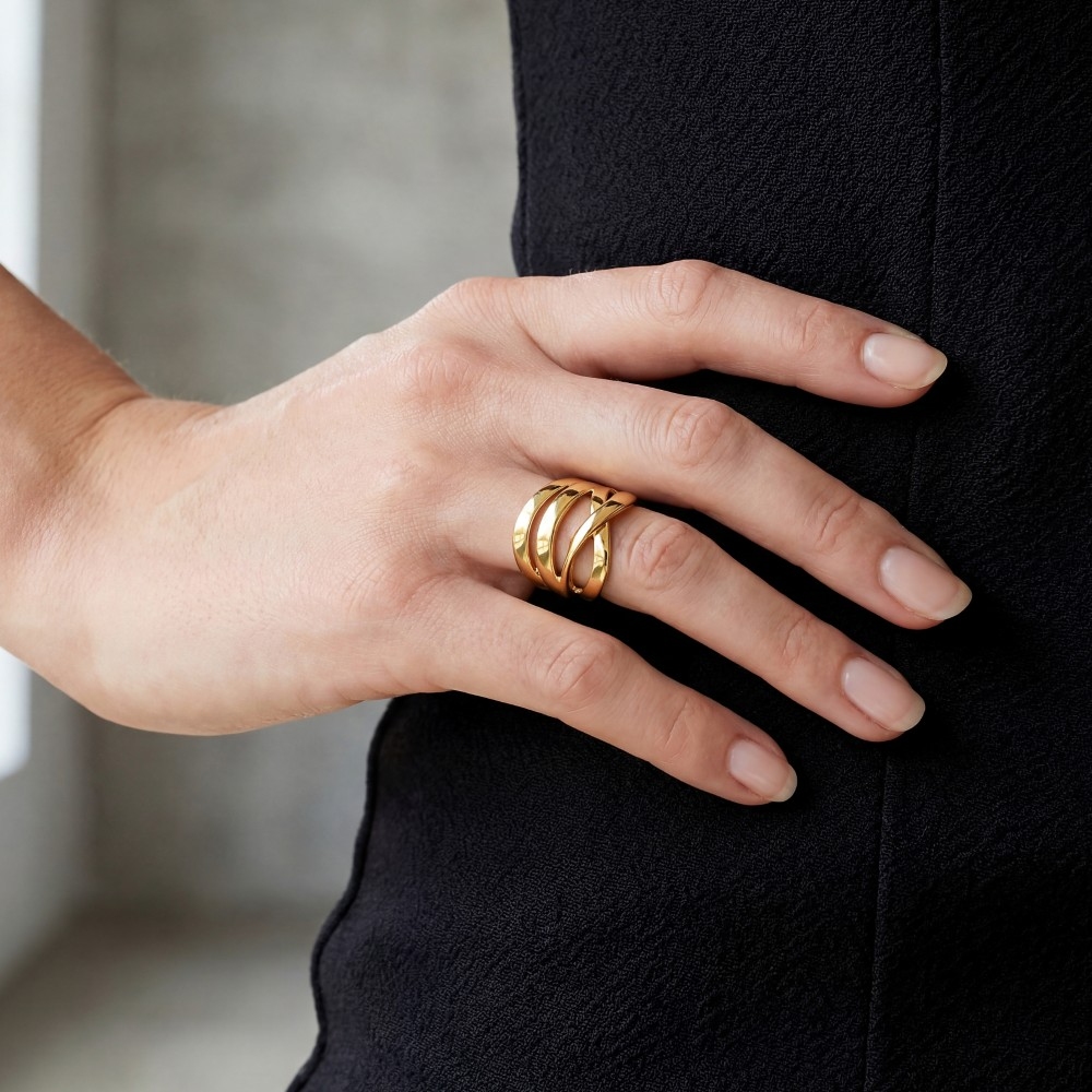 Layered Link Metallic Ring