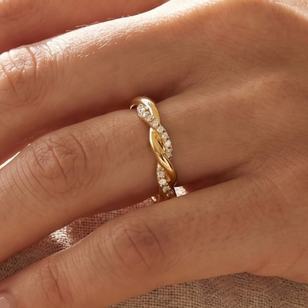 Cz Pave Twisted Band Ring