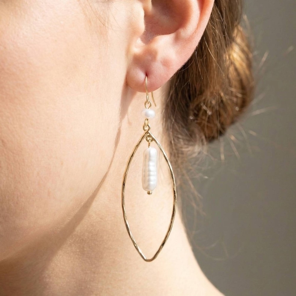 Pearl Beads Hammered Oval Dangle Earrings