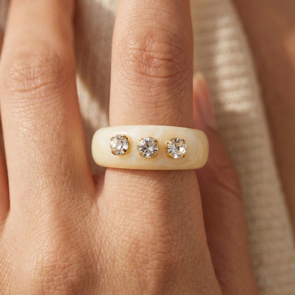 Resin Band Rhinestone Fashion Ring