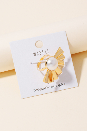 Pearl Stud Metallic Fan Open Band Ring