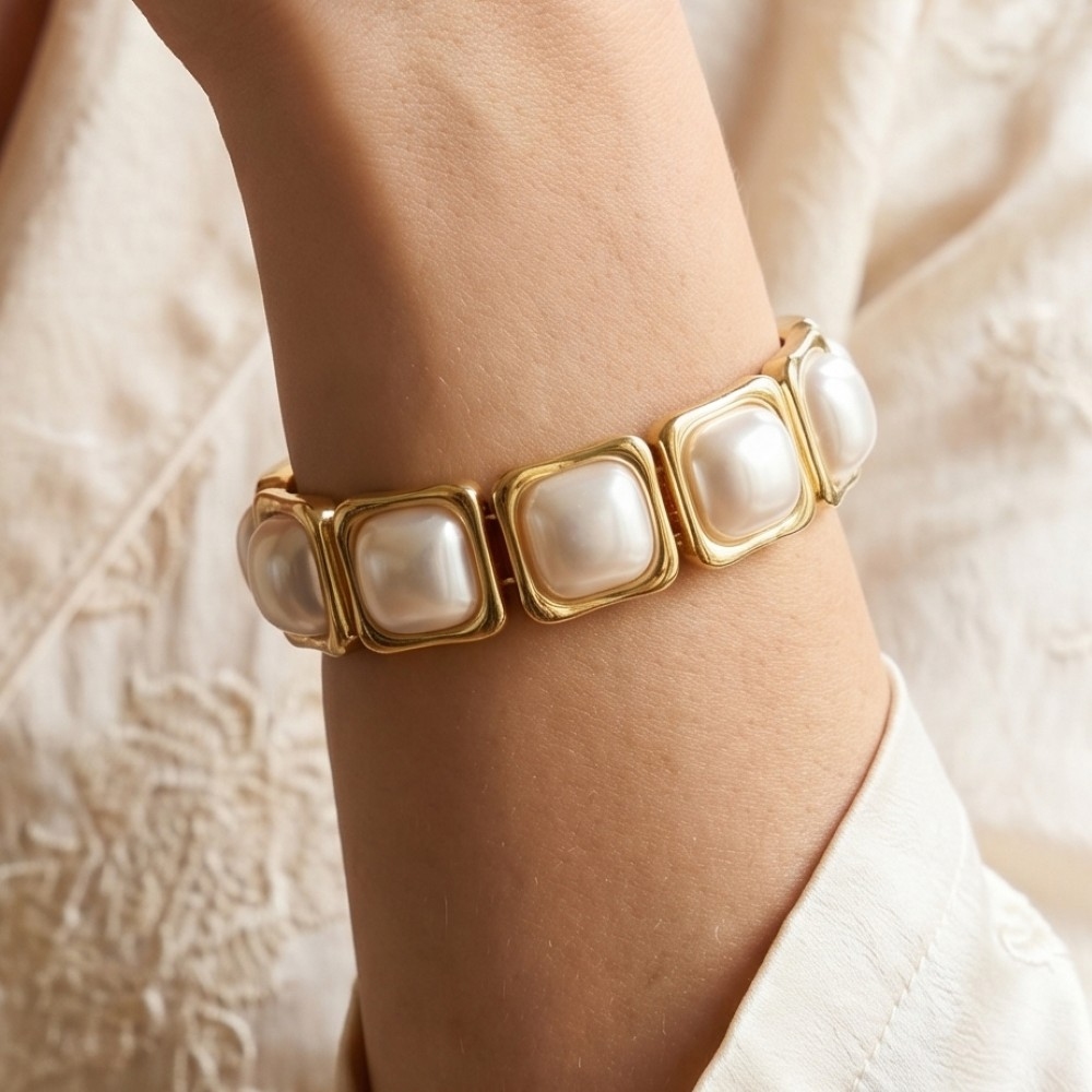 Gold Square Link Pearl Stretch Bracelet