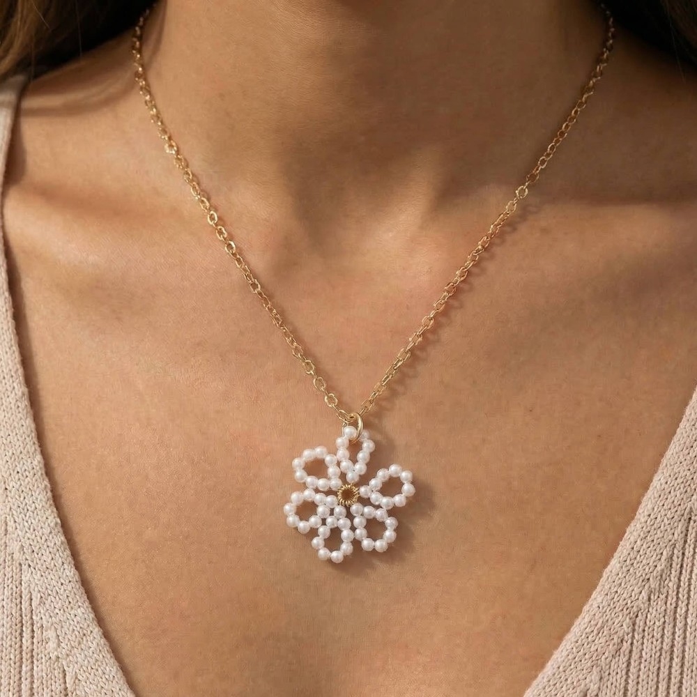 Pearl Beaded Flower Pendant Chain Necklace Set